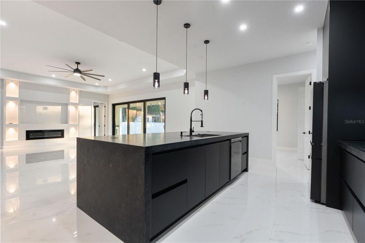 9201 Nightingale Road , Weeki Wachee, FL 34613 Photo