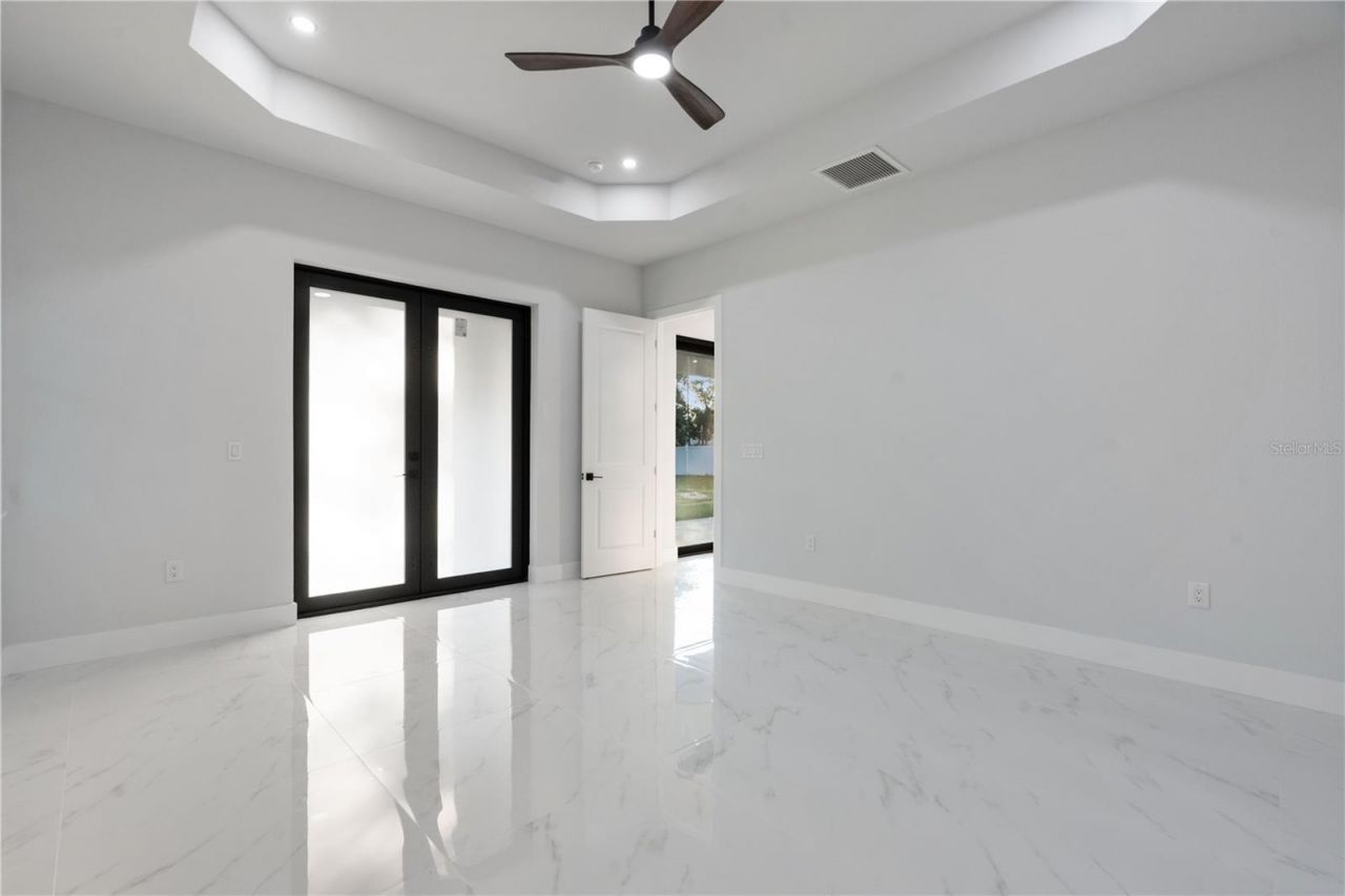 9201 Nightingale Road , Weeki Wachee, FL 34613 Photo