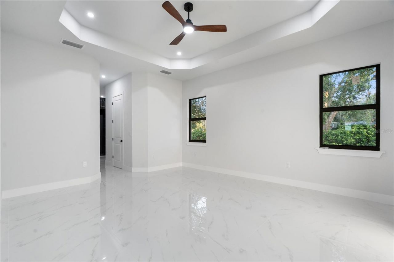 9201 Nightingale Road , Weeki Wachee, FL 34613 Photo