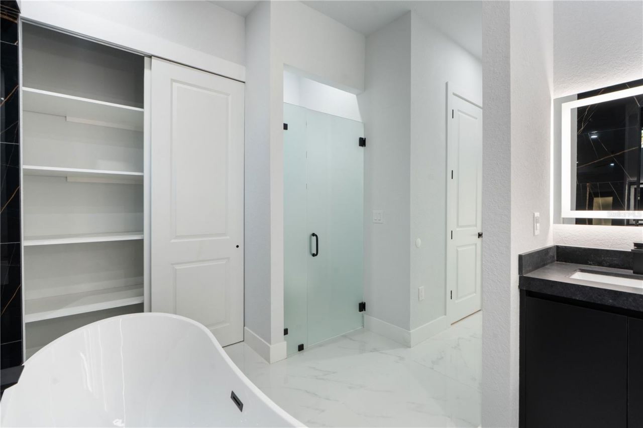 9201 Nightingale Road , Weeki Wachee, FL 34613 Photo