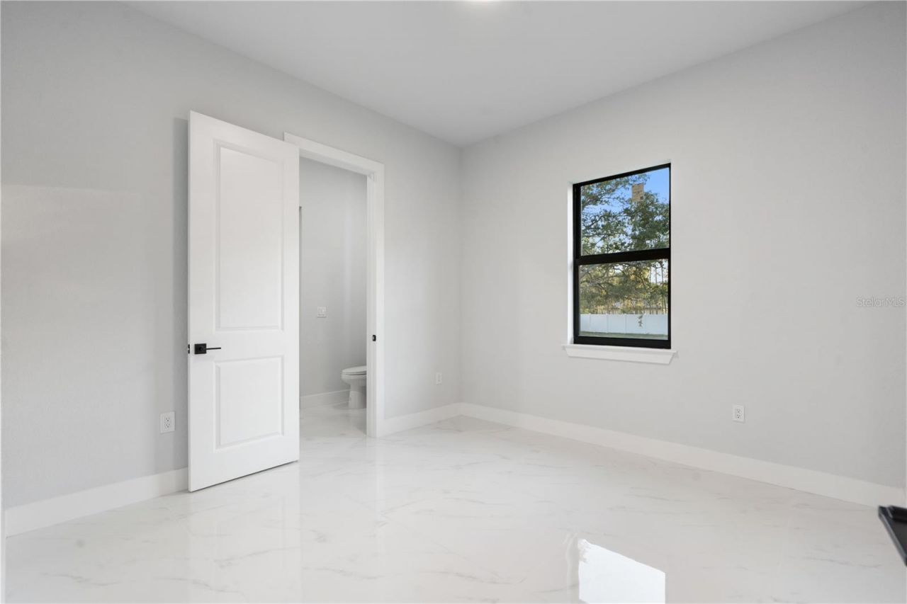 9201 Nightingale Road , Weeki Wachee, FL 34613 Photo