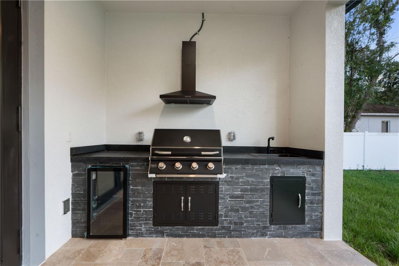9201 Nightingale Road , Weeki Wachee, FL 34613 Photo