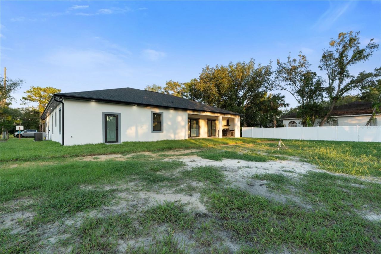 9201 Nightingale Road , Weeki Wachee, FL 34613 Photo