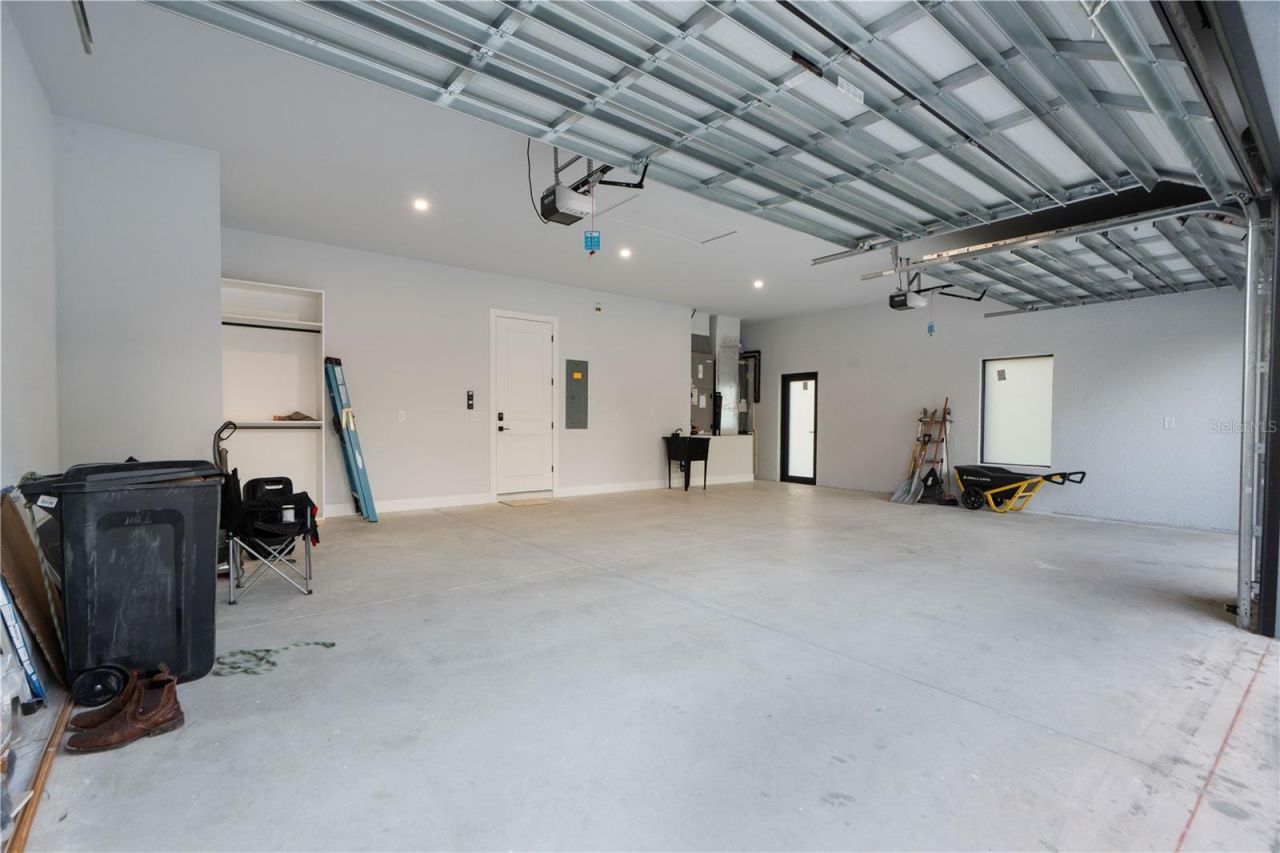 9201 Nightingale Road , Weeki Wachee, FL 34613 Photo