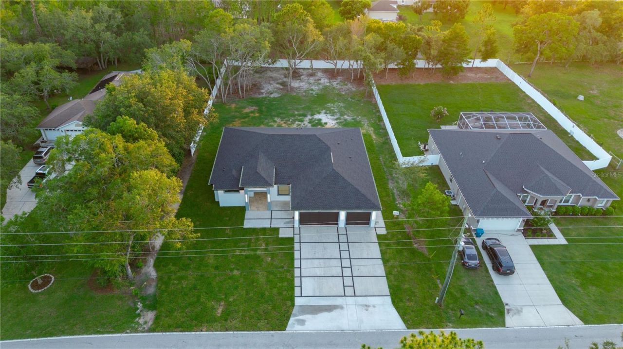 9201 Nightingale Road , Weeki Wachee, FL 34613 Photo