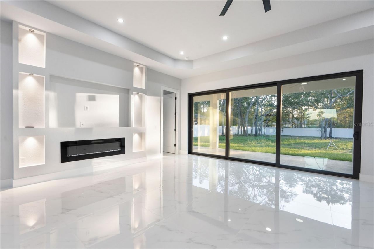 9201 Nightingale Road , Weeki Wachee, FL 34613 Photo
