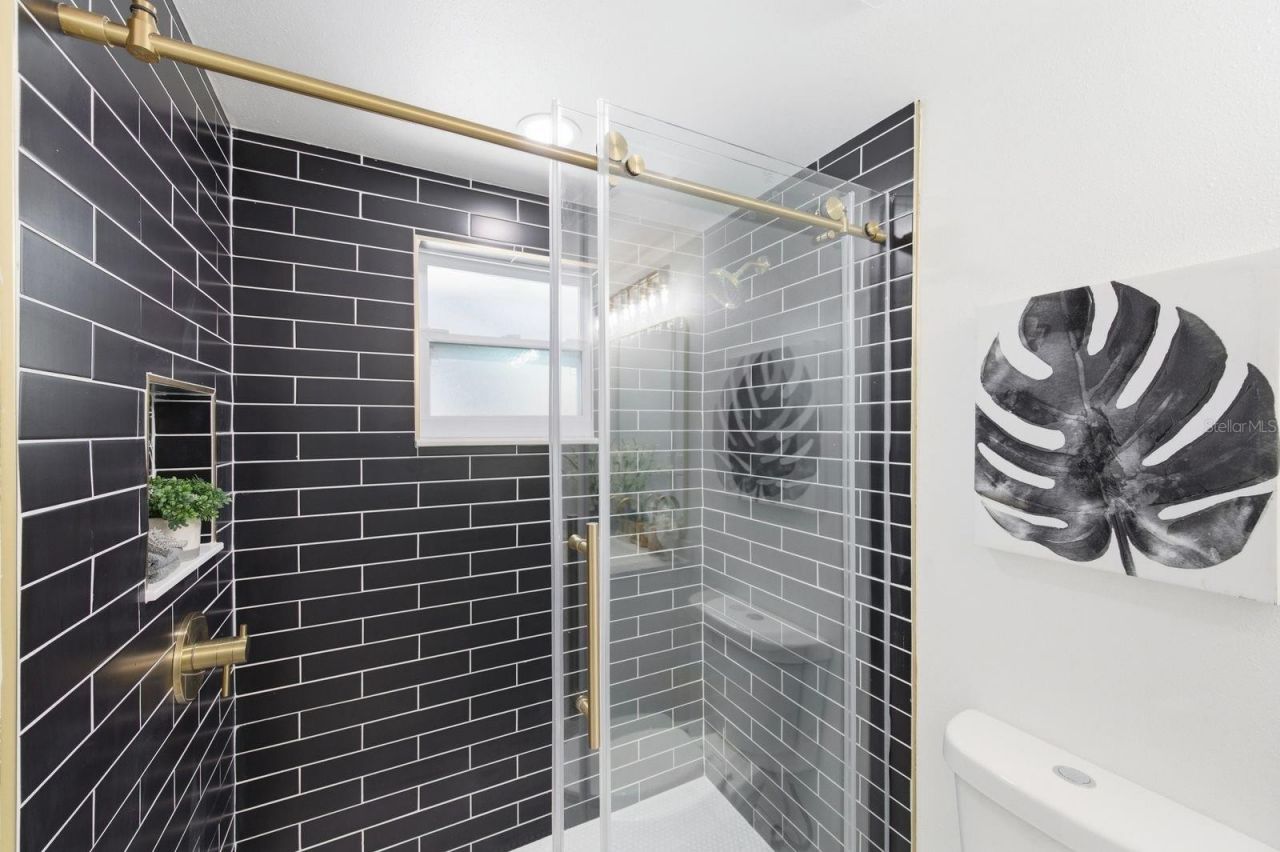 4760 Seville Drive, Sarasota, FL 34235 Photo
