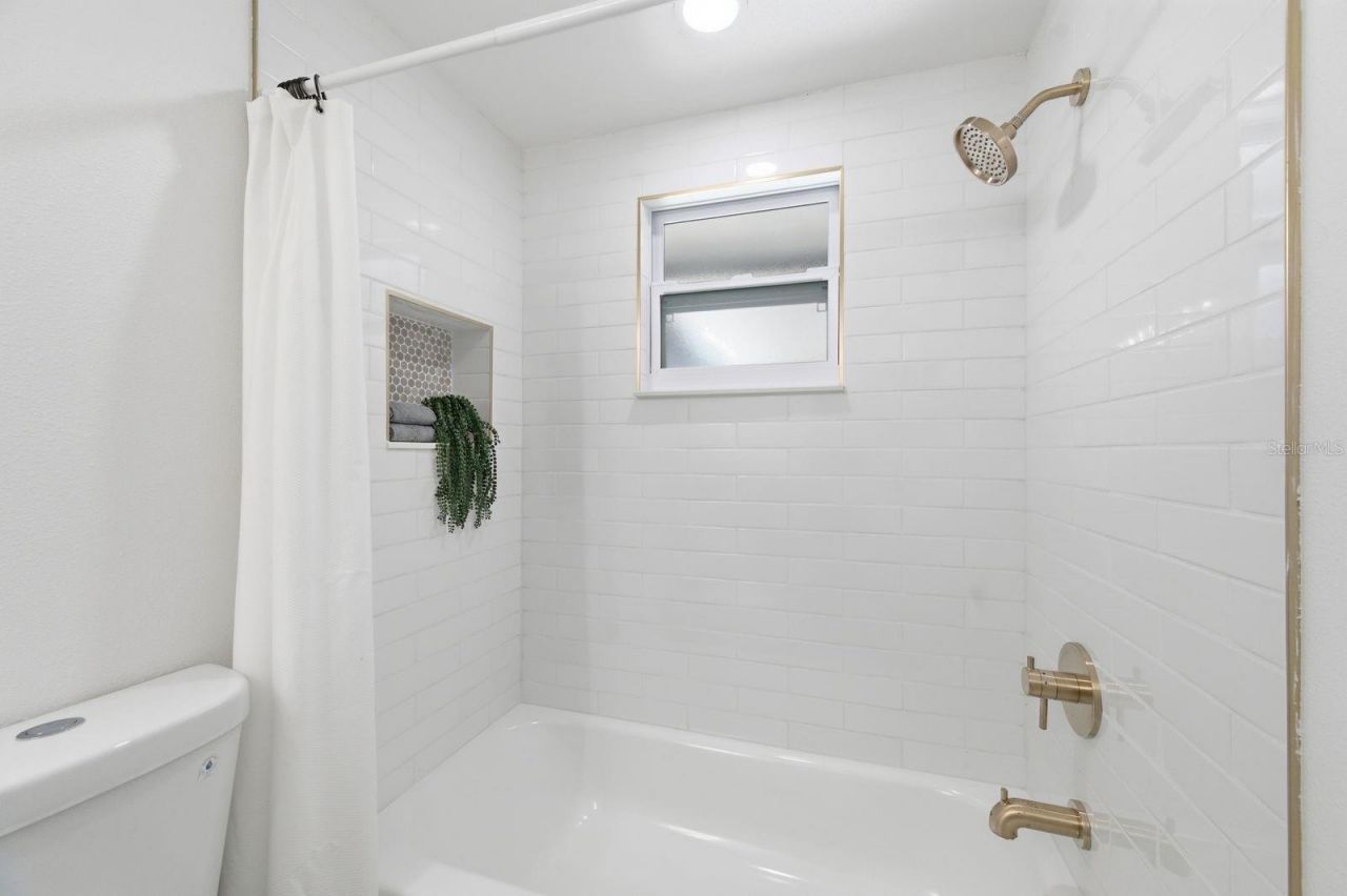 4760 Seville Drive, Sarasota, FL 34235 Photo