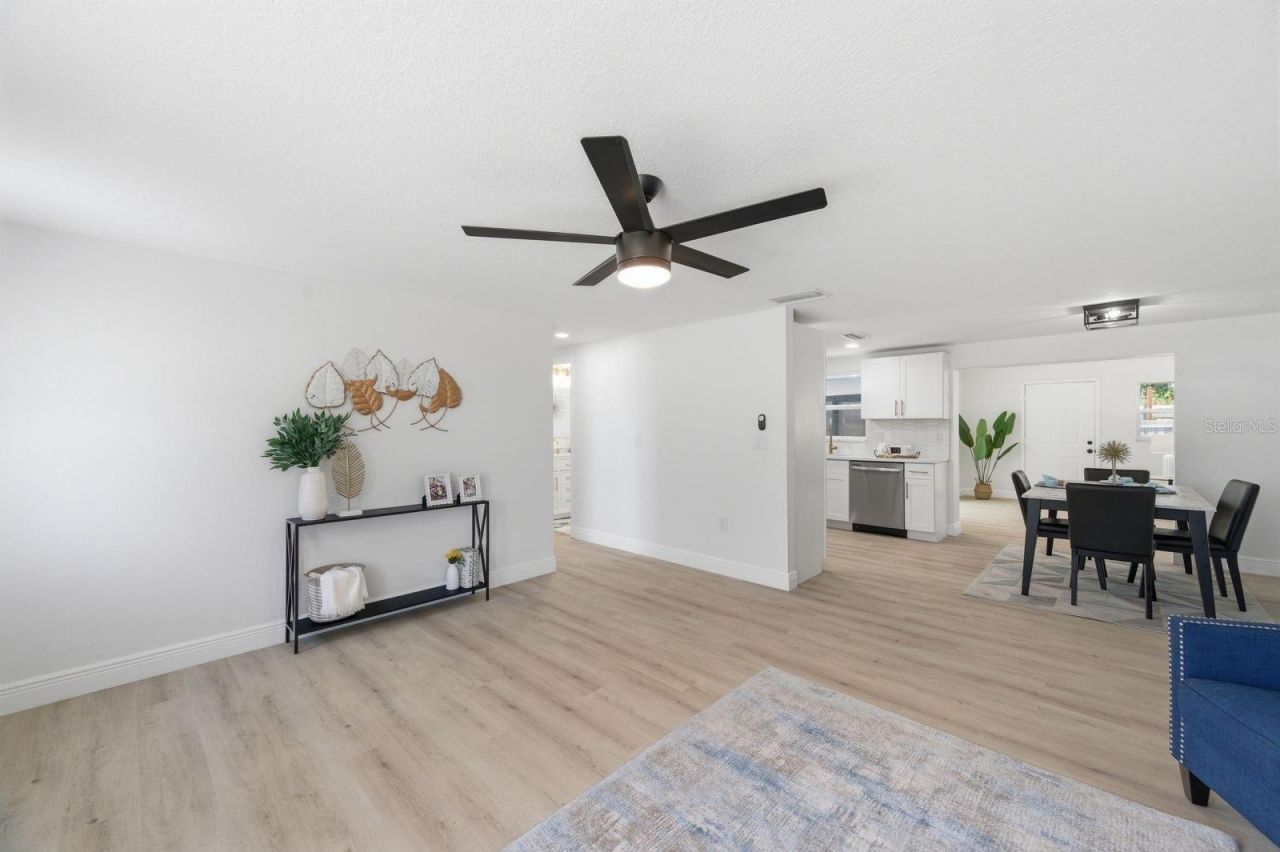 4760 Seville Drive, Sarasota, FL 34235 Photo
