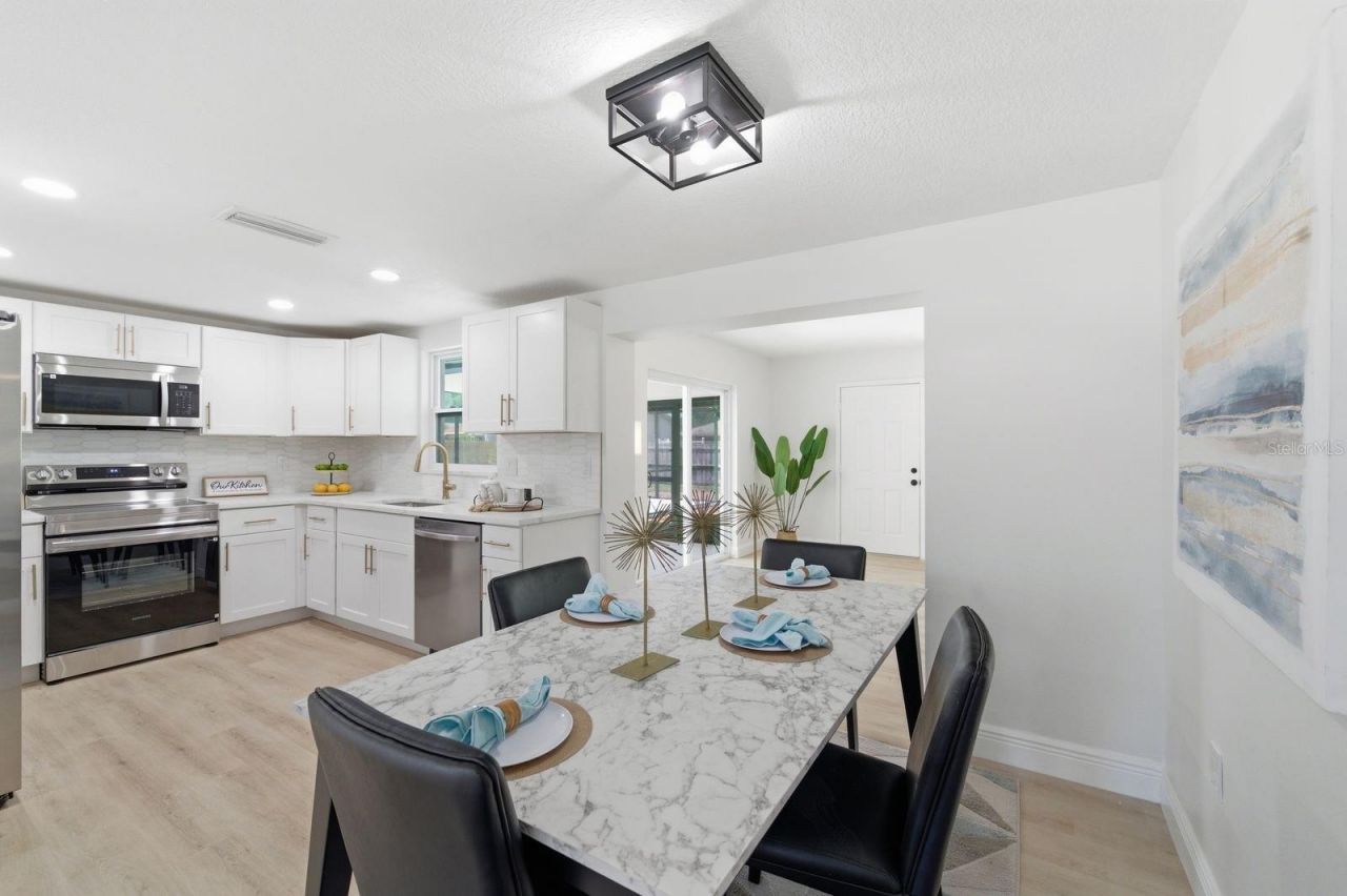 4760 Seville Drive, Sarasota, FL 34235 Photo