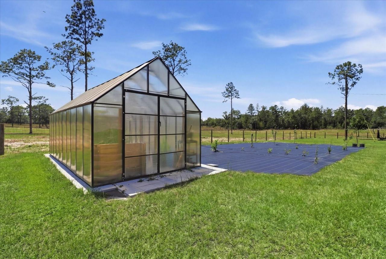 9560 N Parkwood Avenue, Dunnellon, FL 34433 Photo