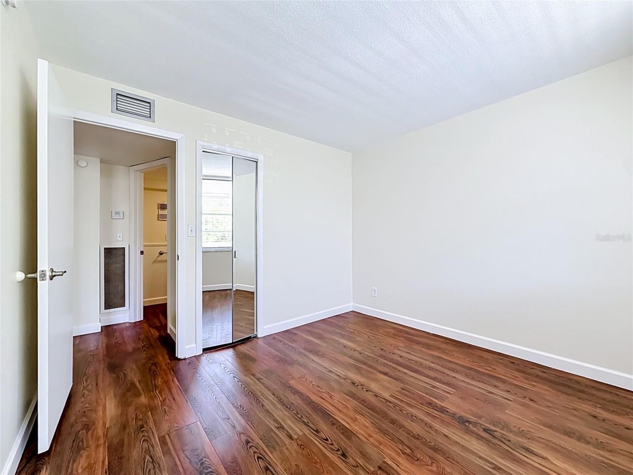 4720 Locust Street Ne, Unit 311, Saint Petersburg, FL 33703 Photo