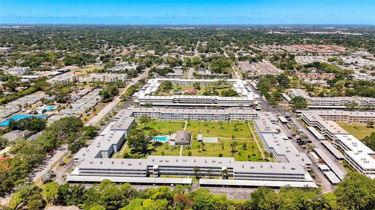 4720 Locust Street Ne, Unit 311, Saint Petersburg, FL 33703 Photo