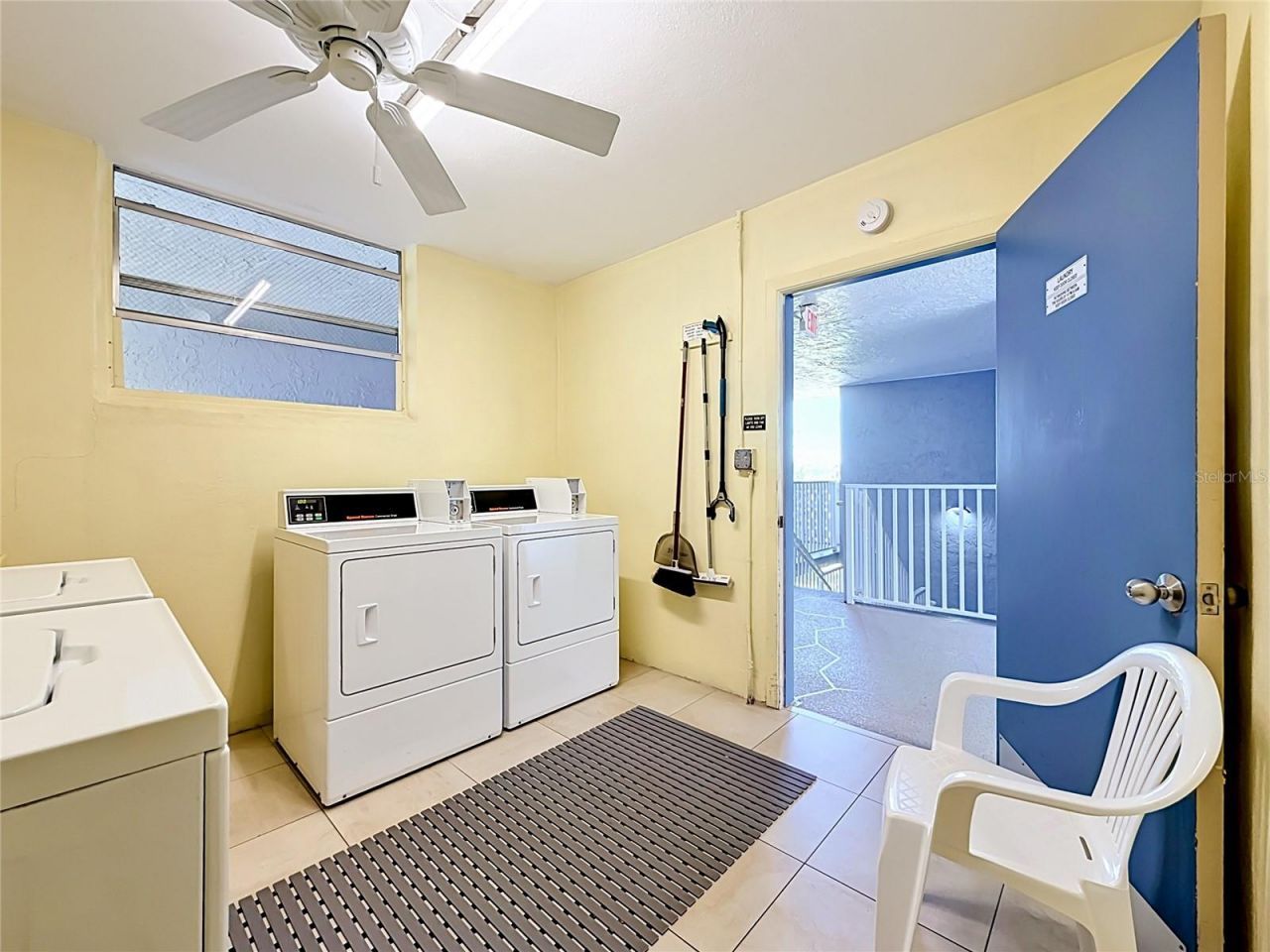 4720 Locust Street Ne, Unit 311, Saint Petersburg, FL 33703 Photo