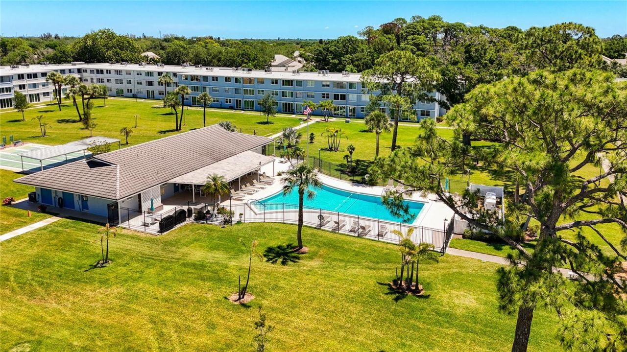 4720 Locust Street Ne, Unit 311, Saint Petersburg, FL 33703 Photo