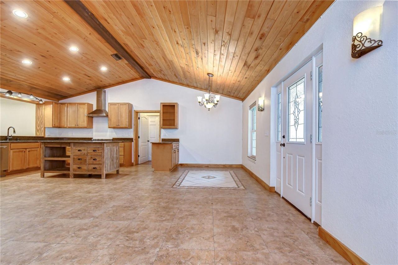 3437 59th Street N, Saint Petersburg, FL 33710 Photo