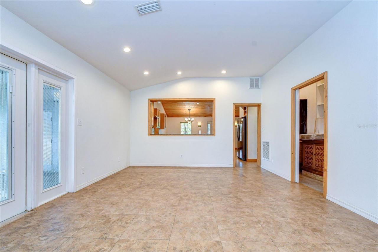 3437 59th Street N, Saint Petersburg, FL 33710 Photo