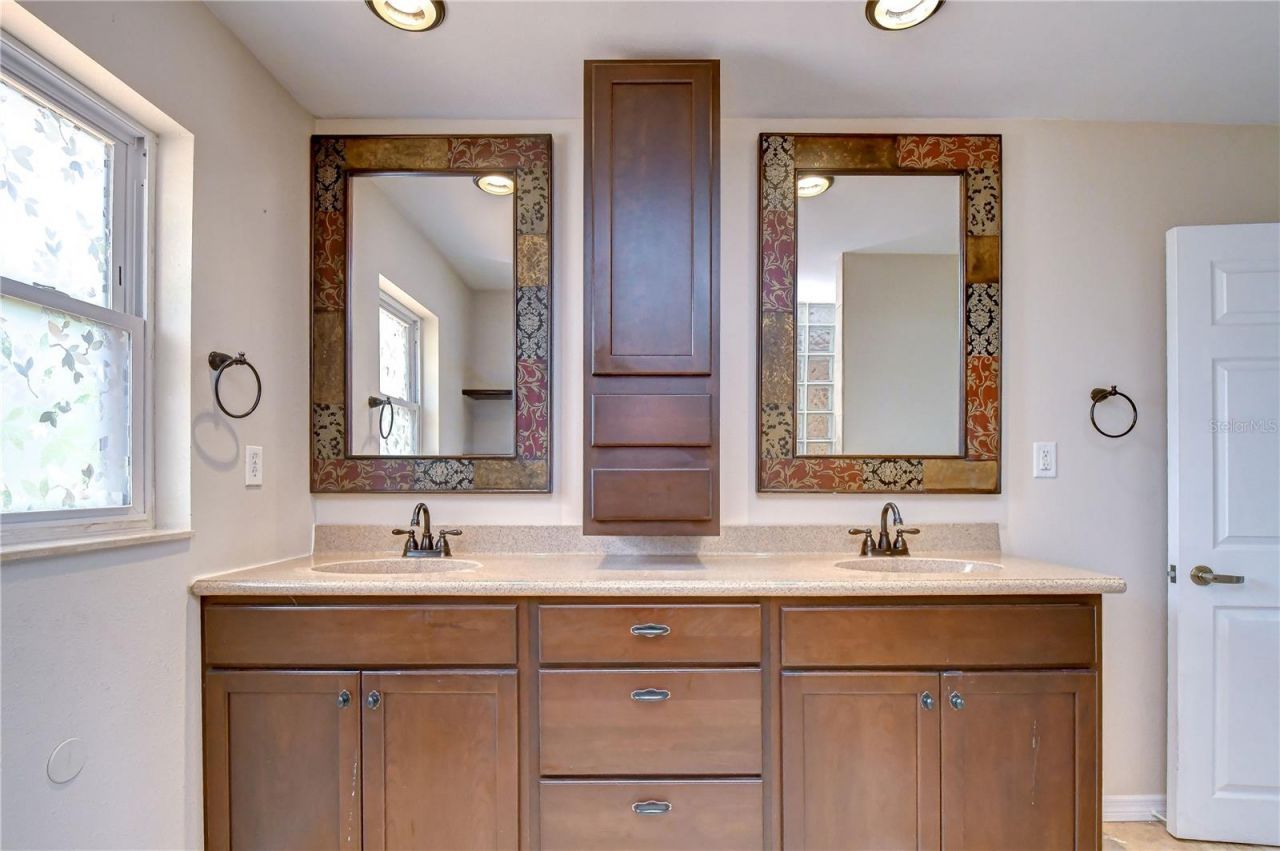 3437 59th Street N, Saint Petersburg, FL 33710 Photo