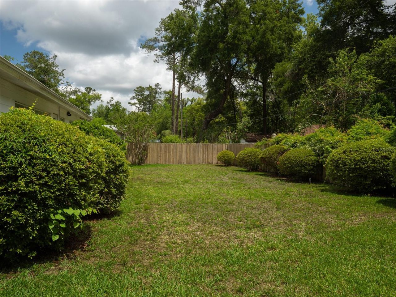 821 NW 20th Terrace , Gainesville, FL 32603 Photo