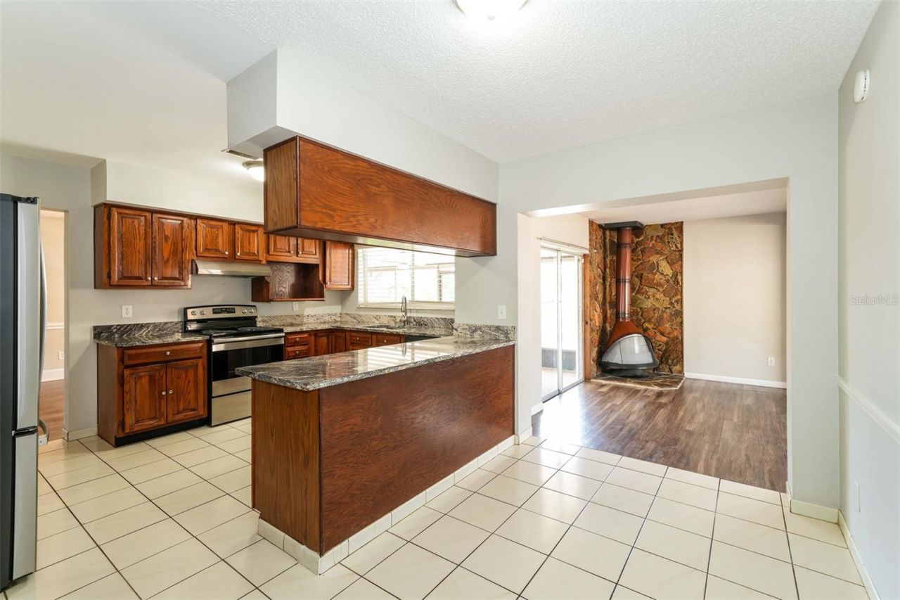 8229 Malvern Circle, Tampa, FL 33634 Photo