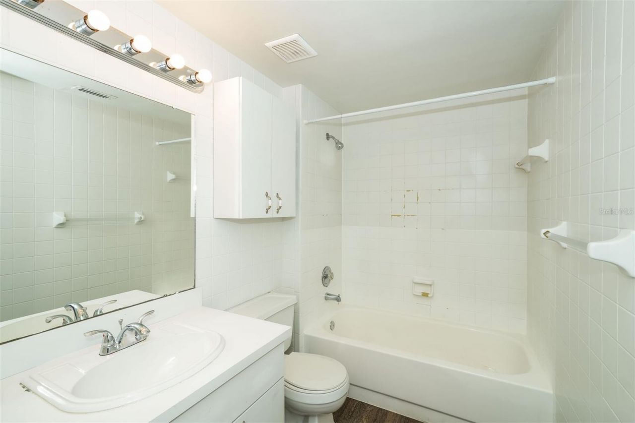8229 Malvern Circle, Tampa, FL 33634 Photo