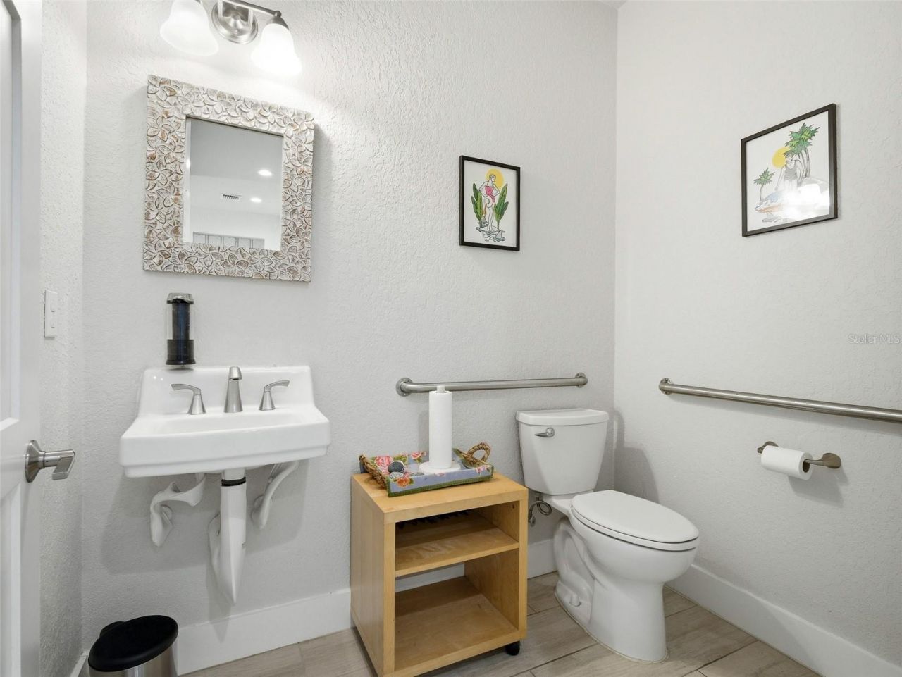 140 Julia Street, New Smyrna Beach, FL 32168 Photo