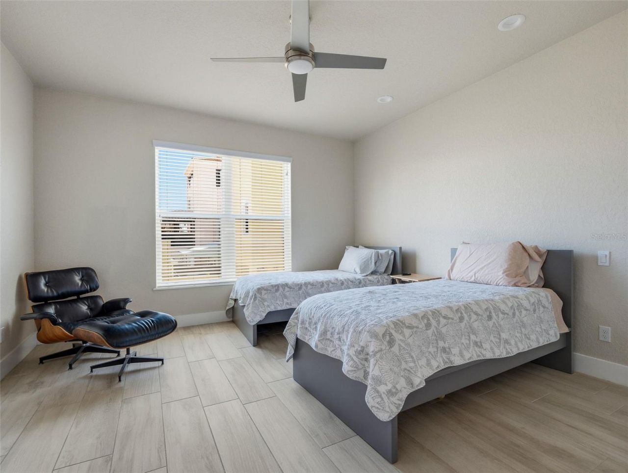 140 Julia Street, New Smyrna Beach, FL 32168 Photo