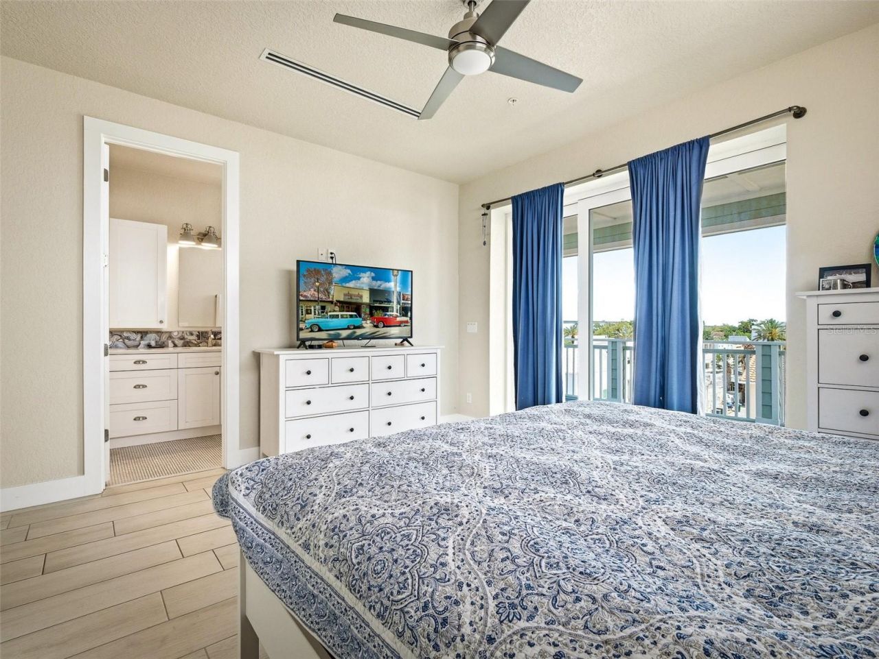 140 Julia Street, New Smyrna Beach, FL 32168 Photo
