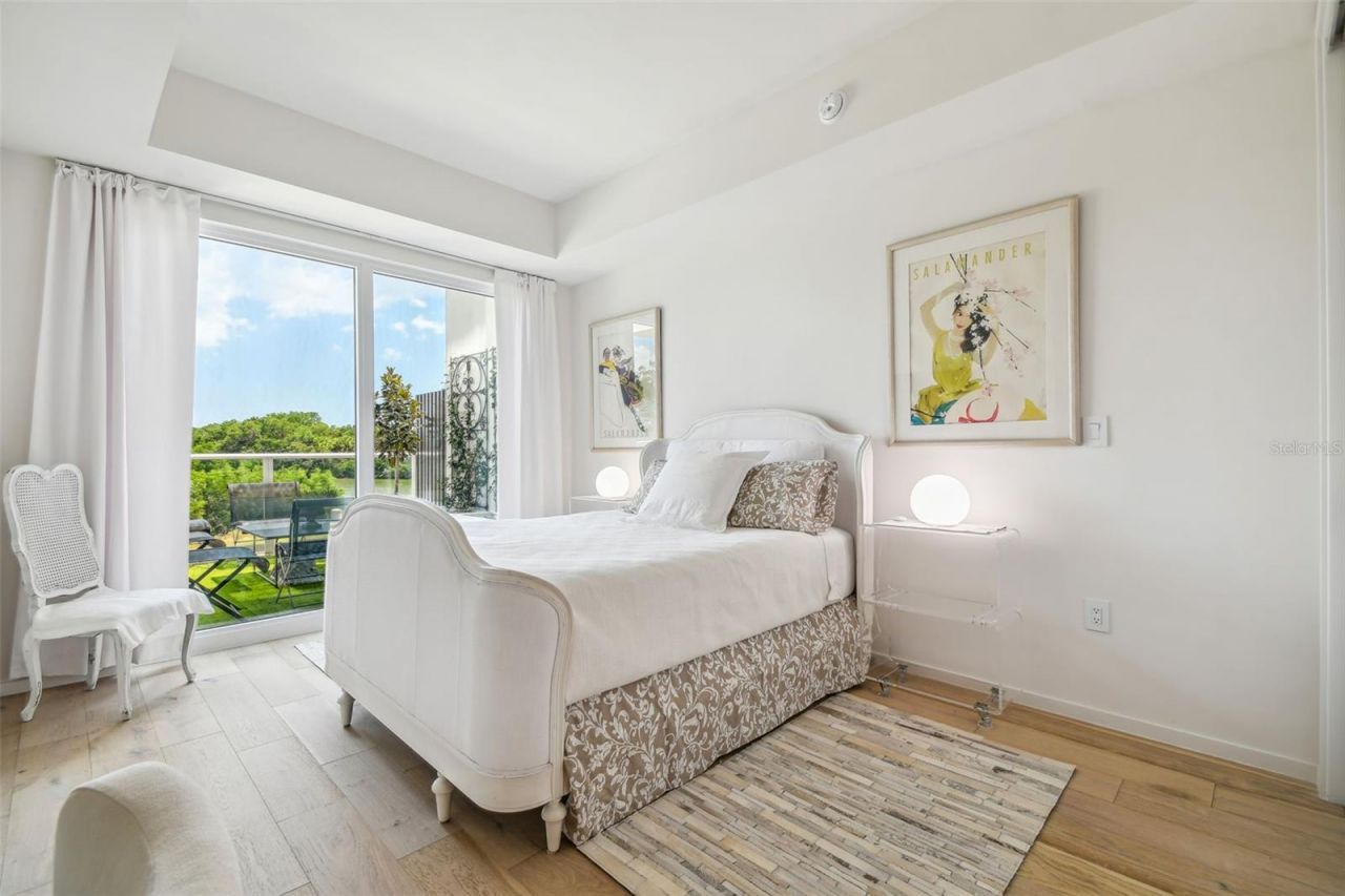 1020 Sunset Point Road, Unit 111, Clearwater, FL 33755 Photo