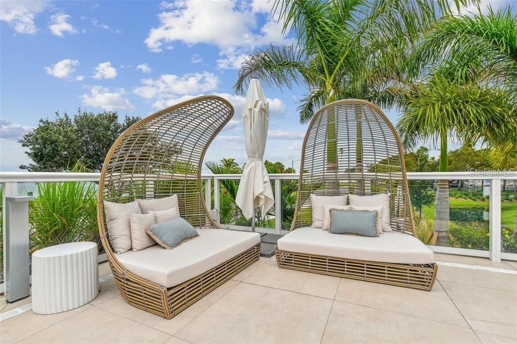 1020 Sunset Point Road, Unit 111, Clearwater, FL 33755 Photo