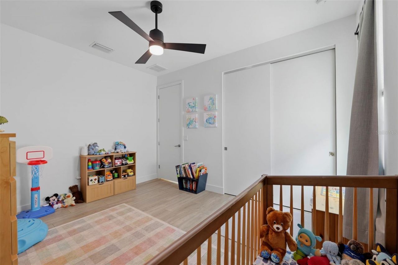 5160 Dartmouth Avenue N, Saint Petersburg, FL 33710 Photo