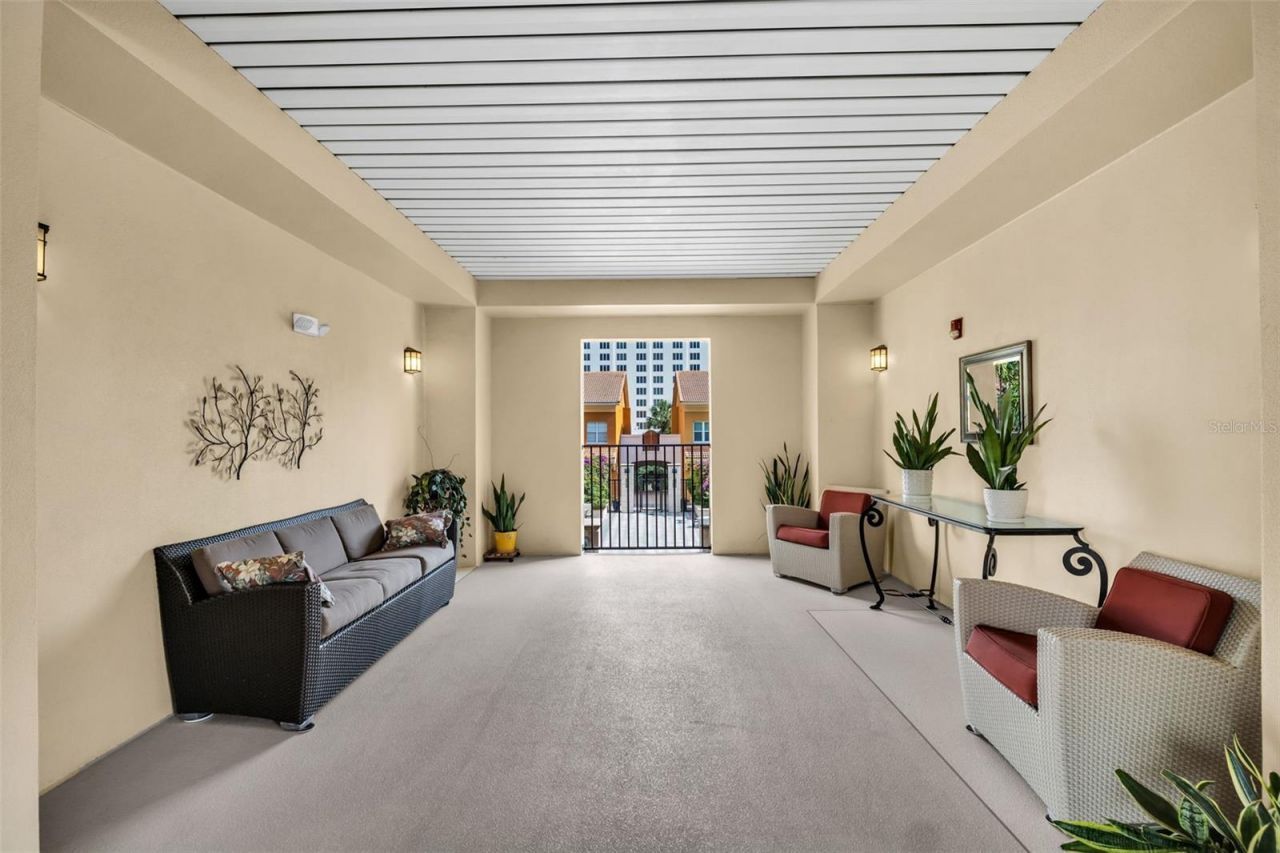 100 4th Avenue S, Unit 216, Saint Petersburg, FL 33701 Photo