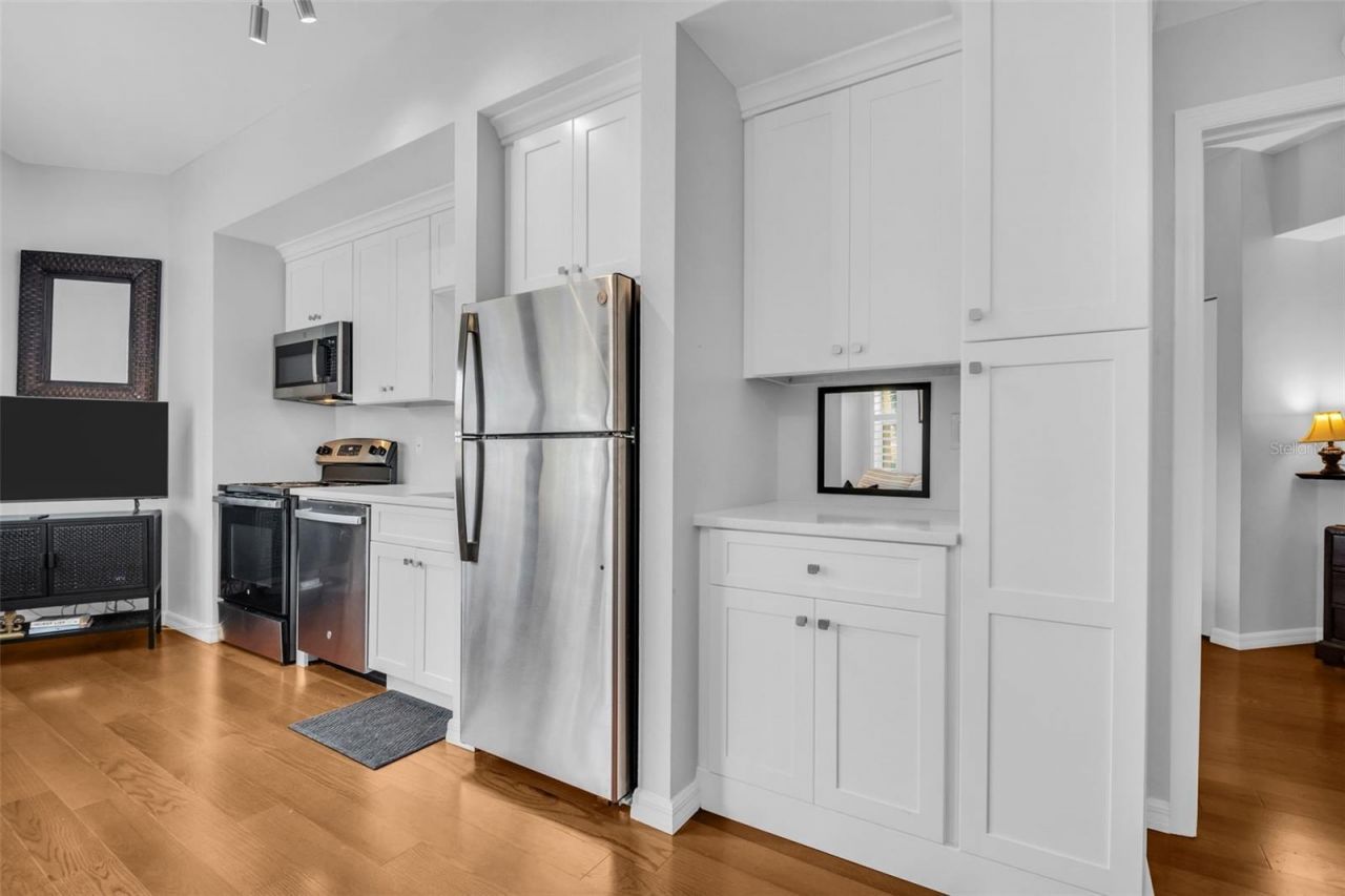 100 4th Avenue S, Unit 216, Saint Petersburg, FL 33701 Photo