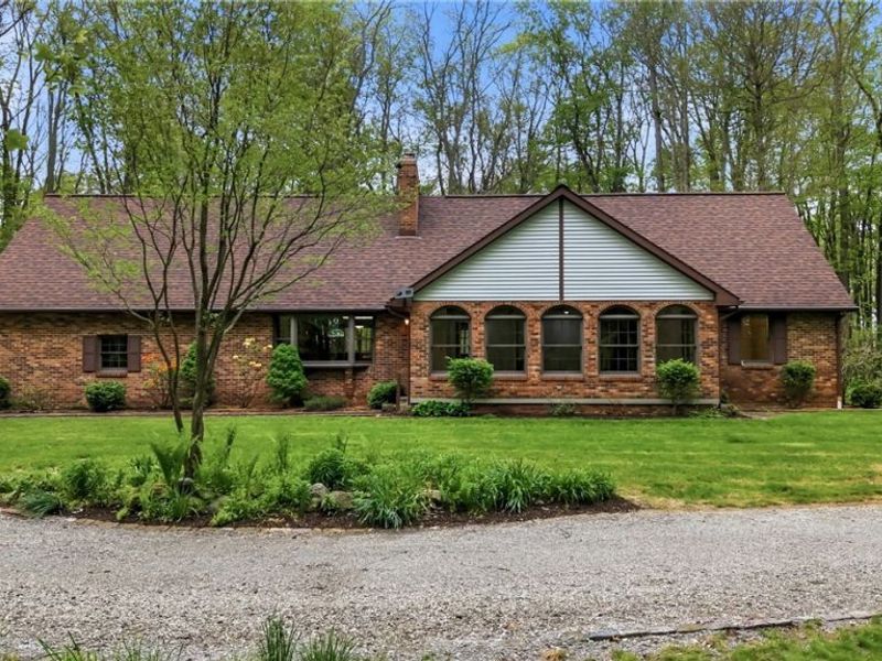 13689 Beard Road , New Springfield, OH 44443 Photo 1