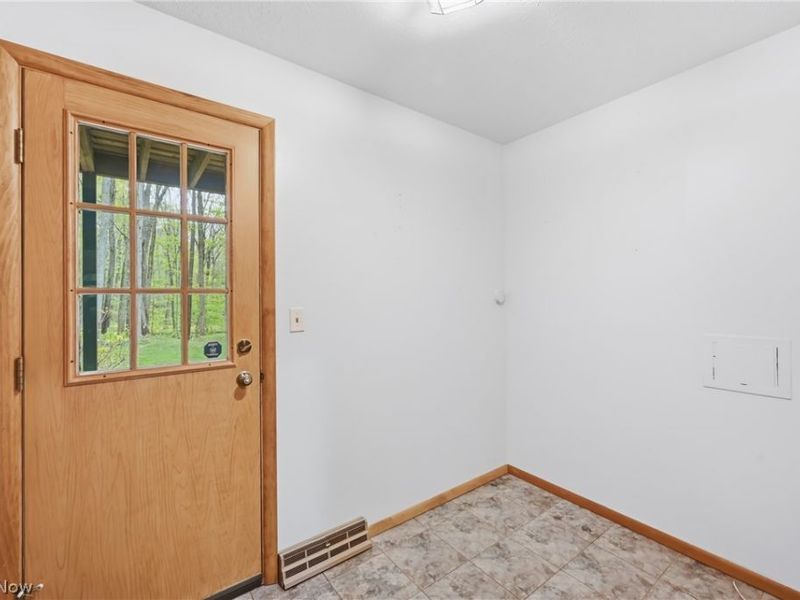 13689 Beard Road , New Springfield, OH 44443 Photo 27