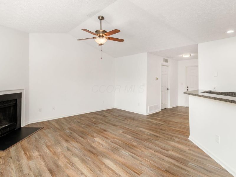 3382 Smileys Corner, Hilliard, OH 43026 Photo 12
