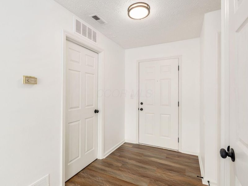 3382 Smileys Corner, Hilliard, OH 43026 Photo 6