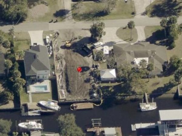 3322 QUEEN PALM Drive, Jacksonville Beach, FL 32250