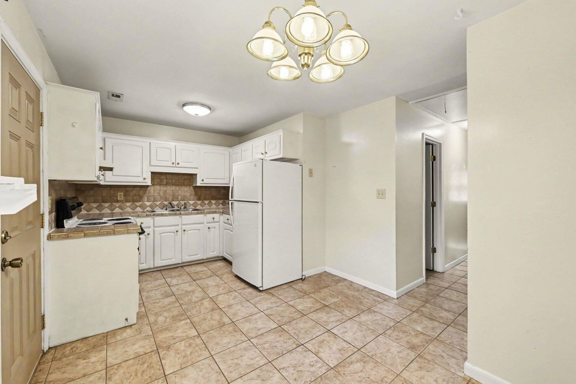 7915 Cider Court Photo 10