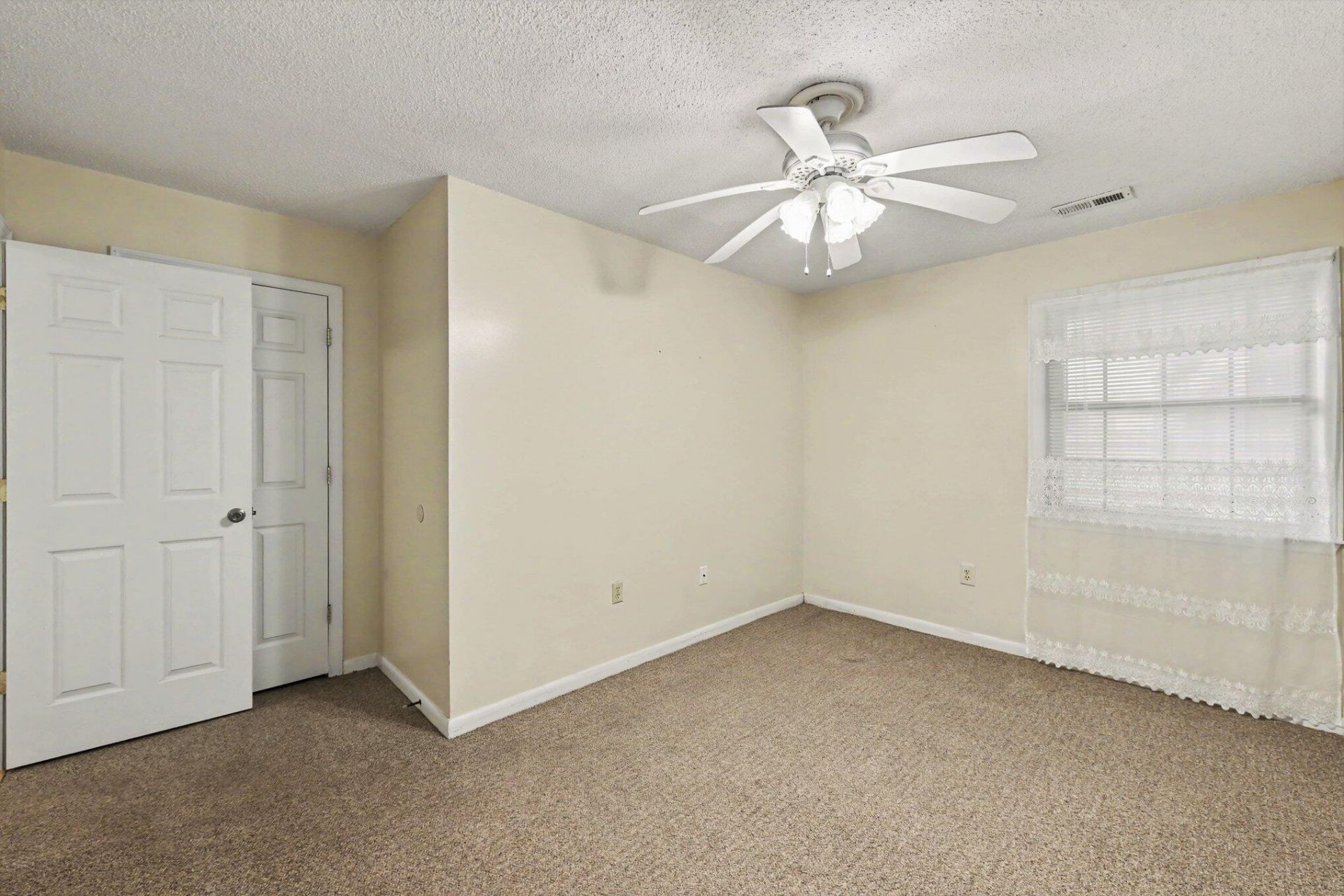 7915 Cider Court Photo 13