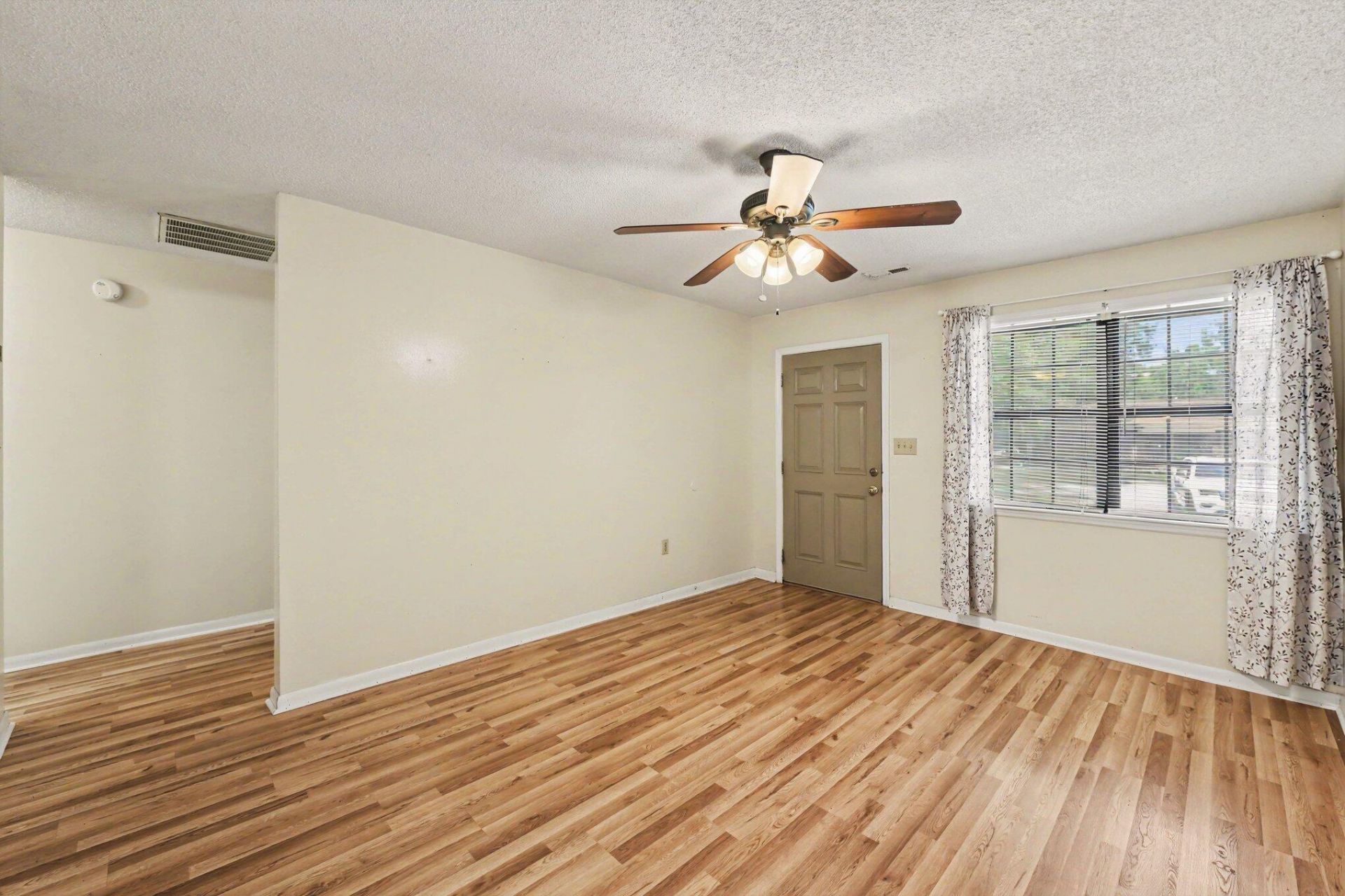 7915 Cider Court Photo 5