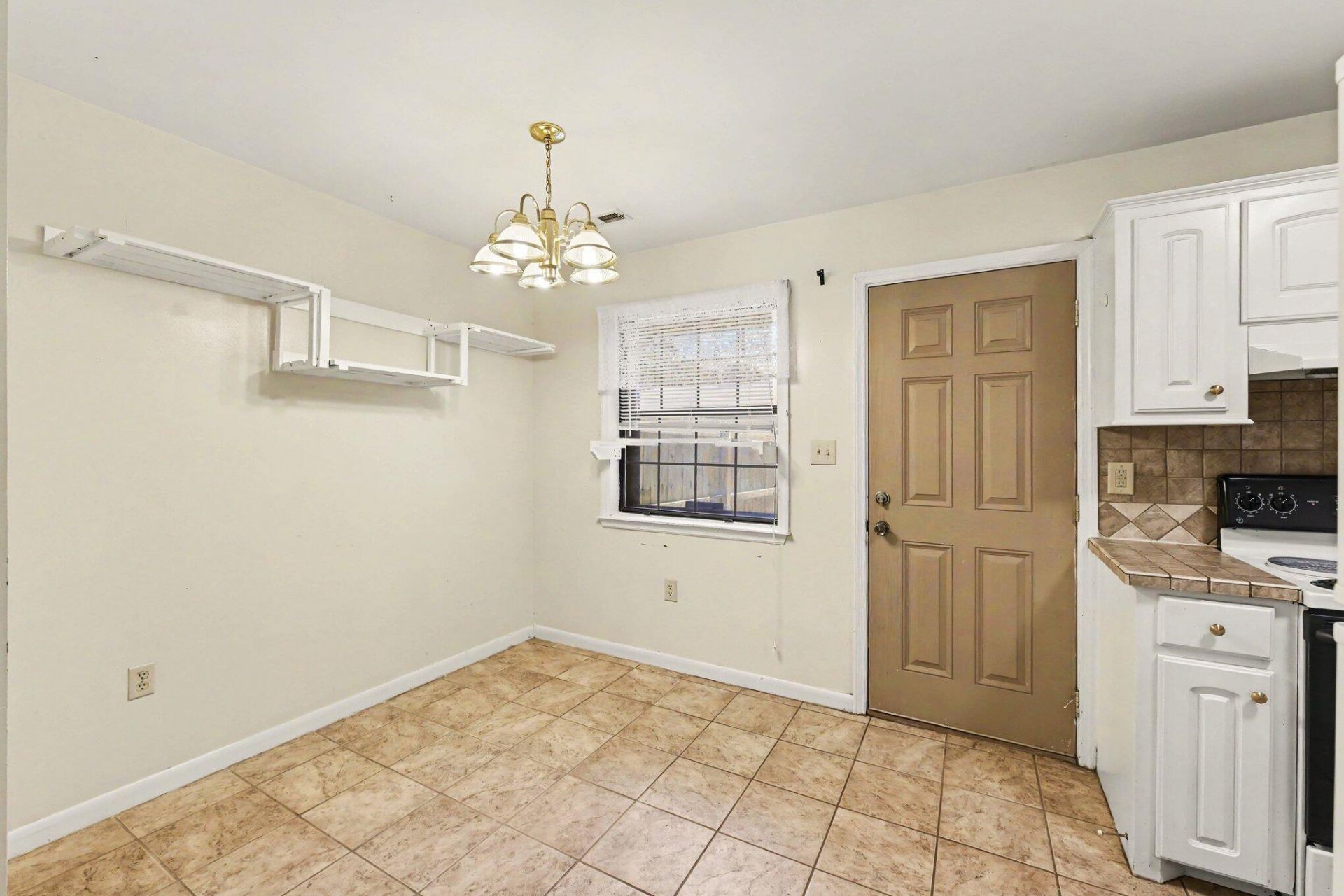 7915 Cider Court Photo 7