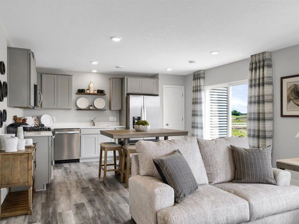 2010 Highview Terrace , Shakopee, MN 55379