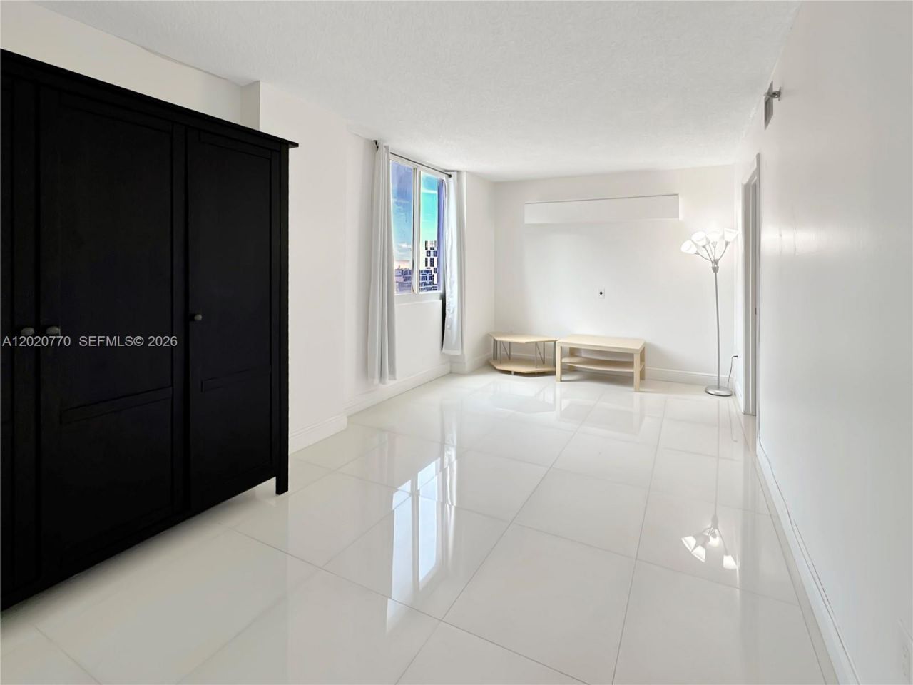 850 N Miami Ave , Unit W-1903, Miami, FL 33136 Photo