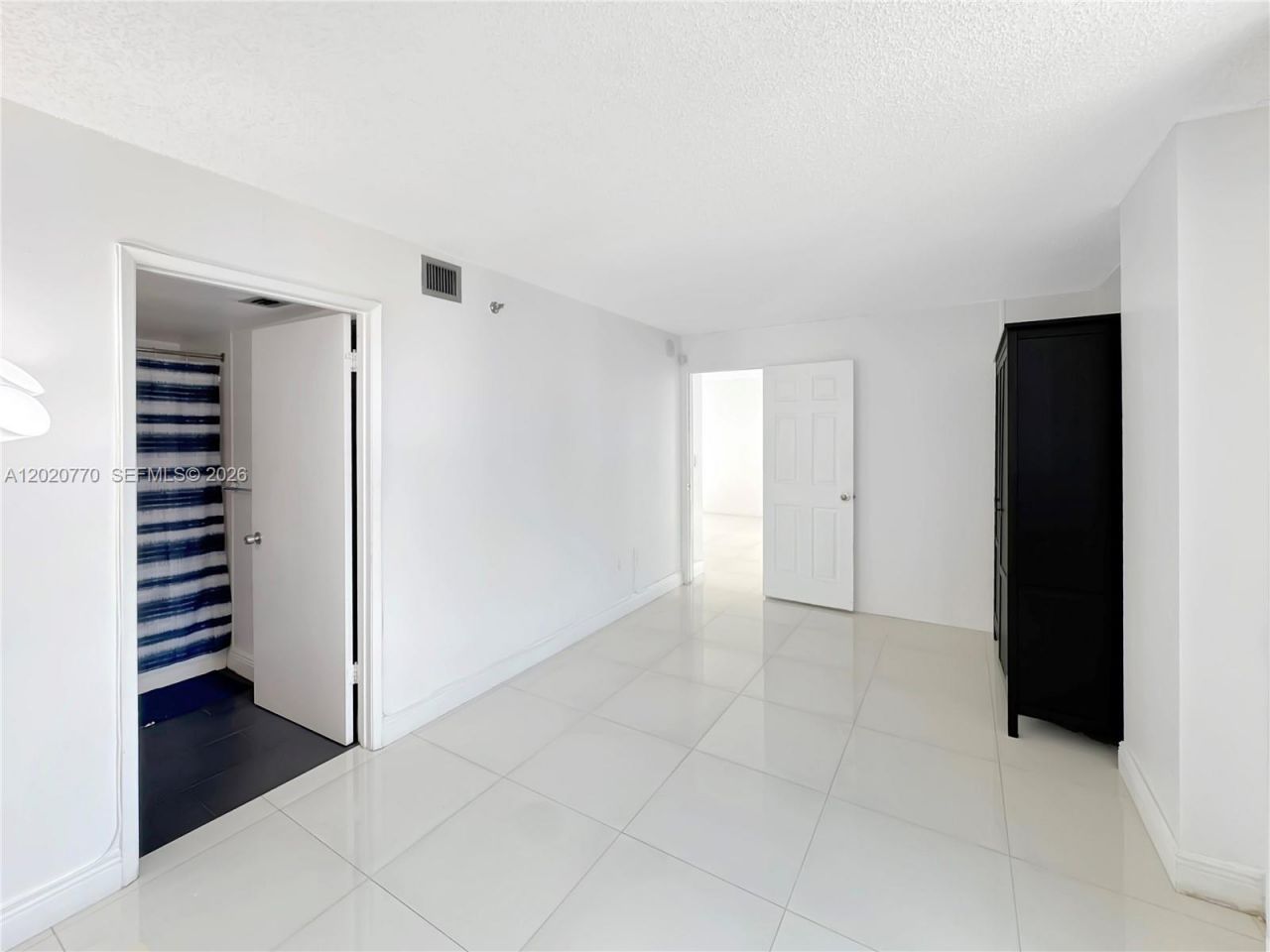 850 N Miami Ave , Unit W-1903, Miami, FL 33136 Photo