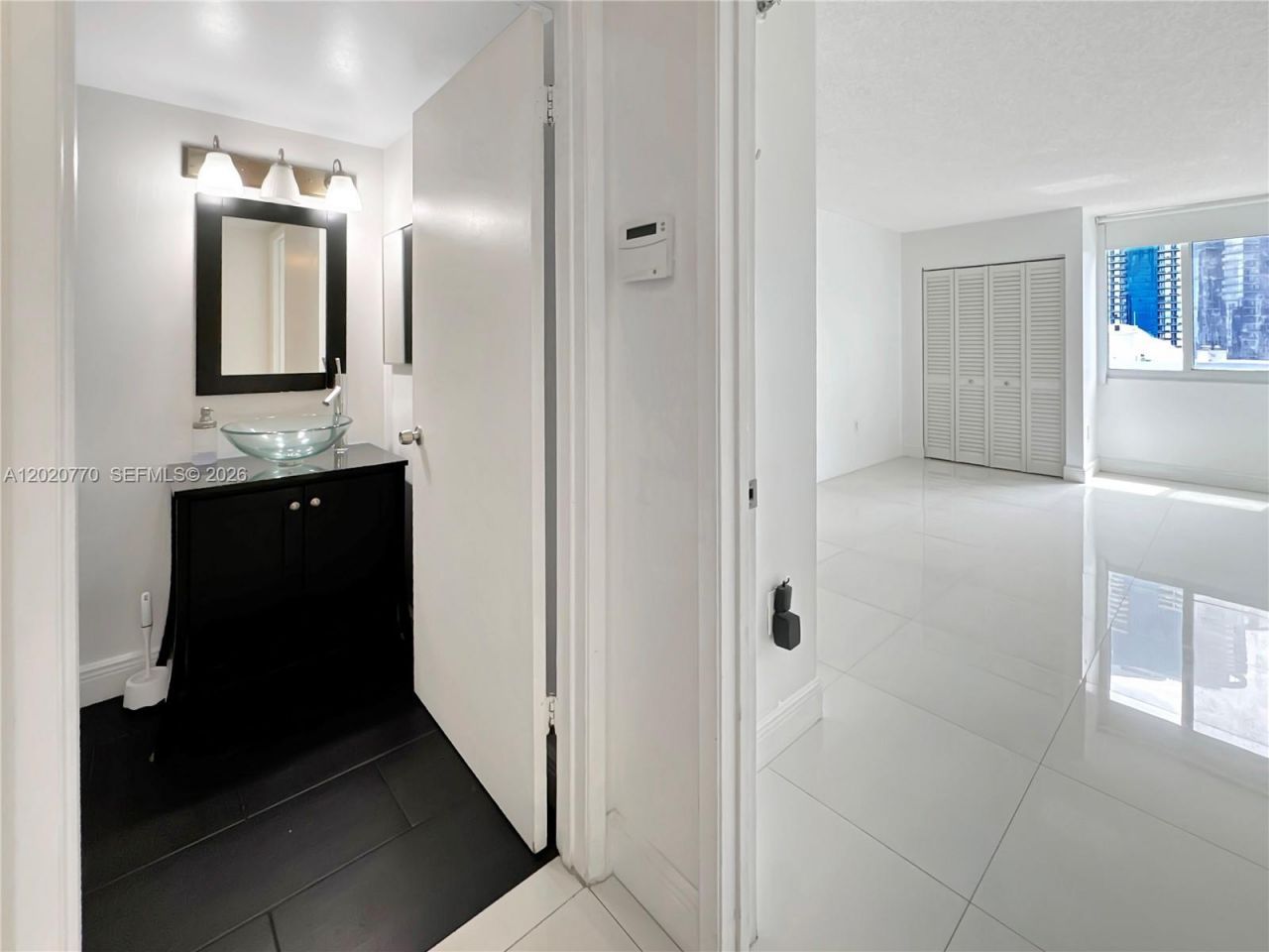 850 N Miami Ave , Unit W-1903, Miami, FL 33136 Photo