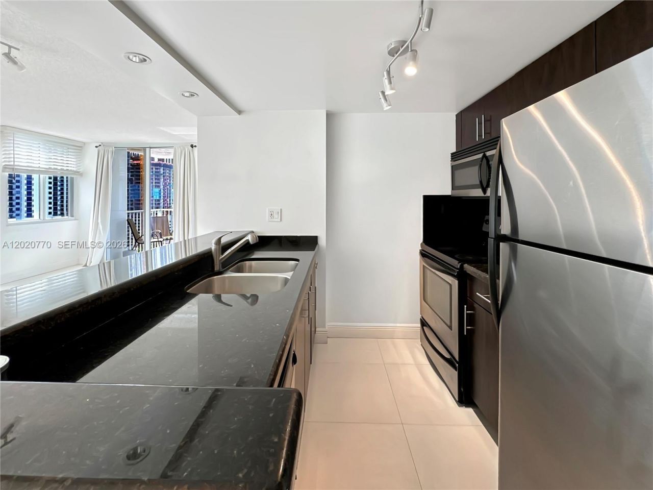 850 N Miami Ave , Unit W-1903, Miami, FL 33136 Photo