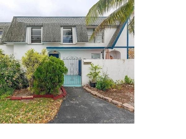 3912 SW 67th Ter , Unit 114, Davie, FL 33314