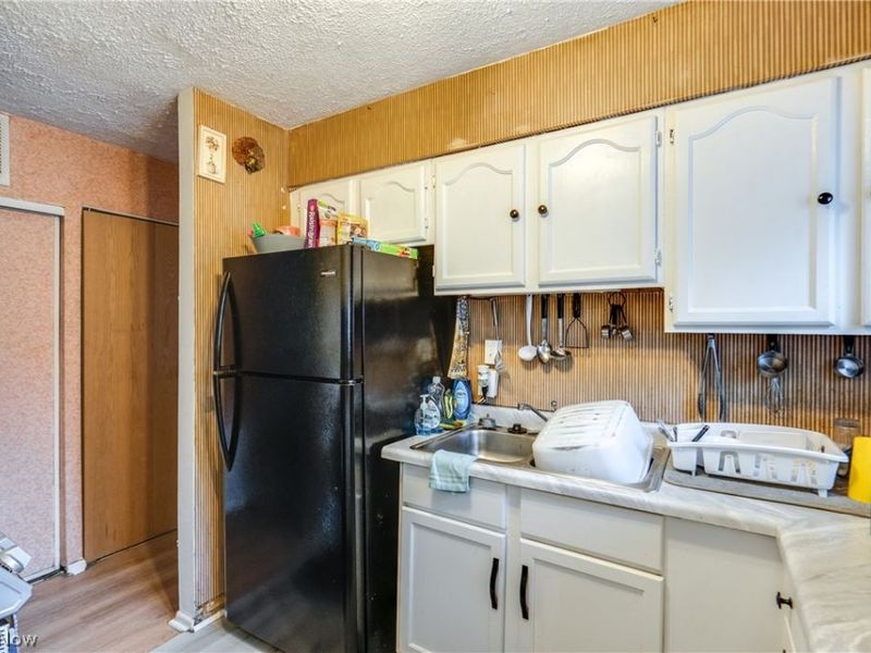 1793 Wakefield Drive, Akron, OH 44320 Photo 13