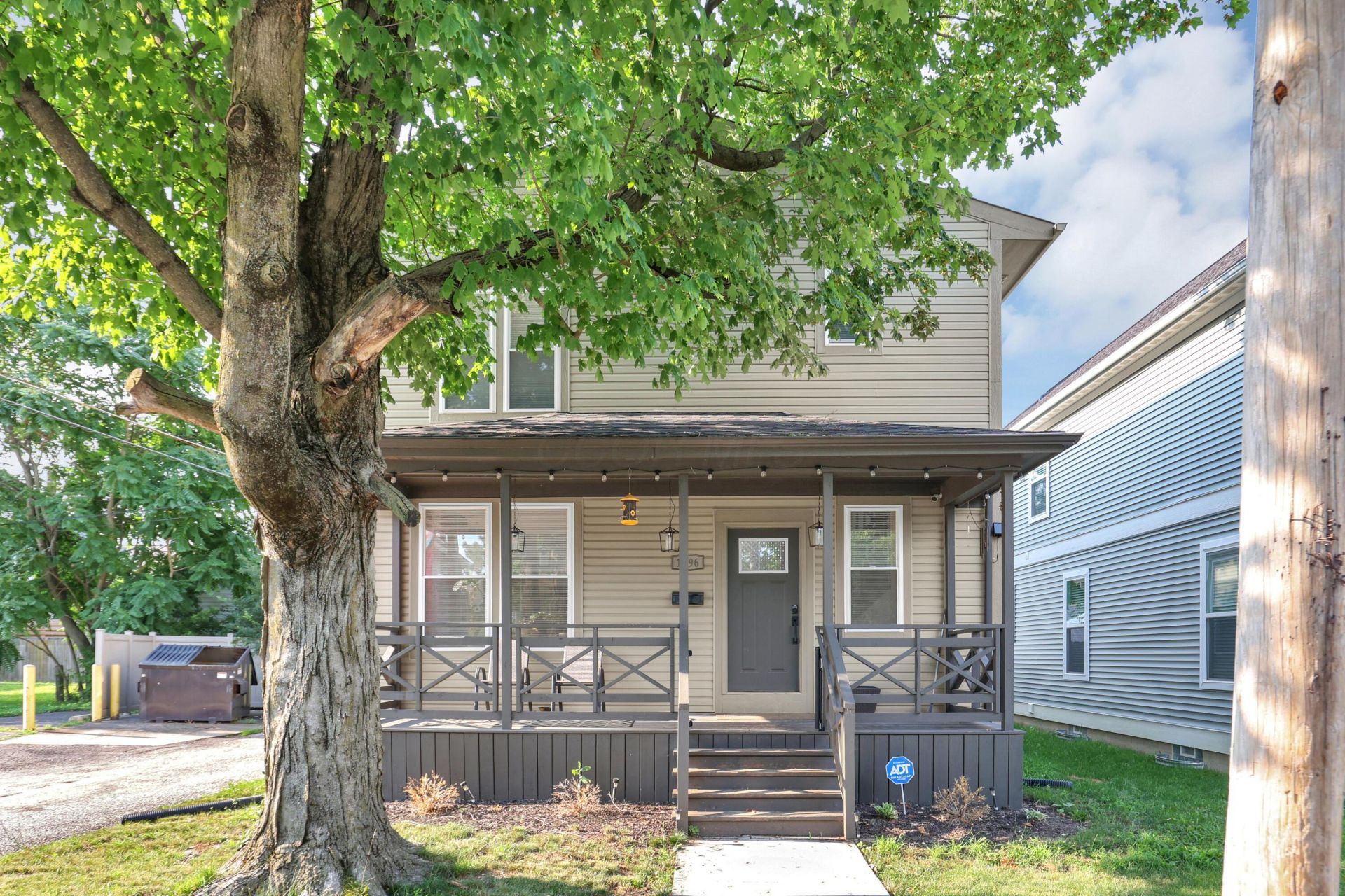 1096 E Sycamore Street , Columbus, OH 43206 Main Photo